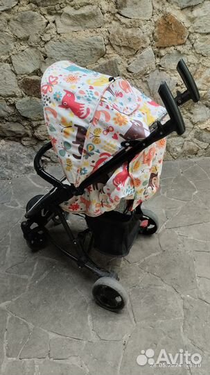 Каляска прогулочная