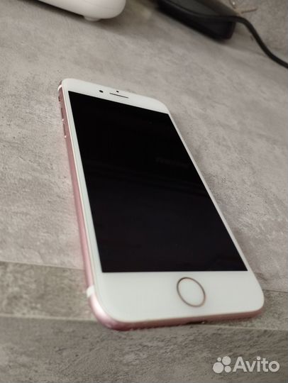 iPhone 7, 32 ГБ
