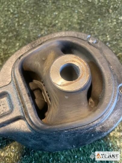 Подушка двигателя задний honda CR-V