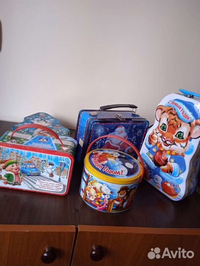 Банки жестяные