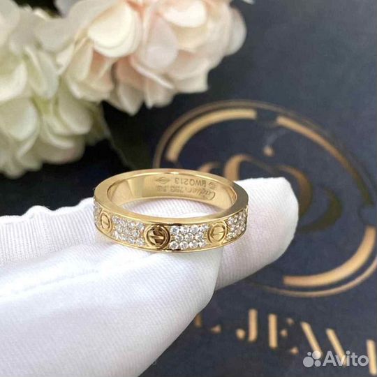 Кольцо Cartier Love с бриллиантовым паве 0,22ct