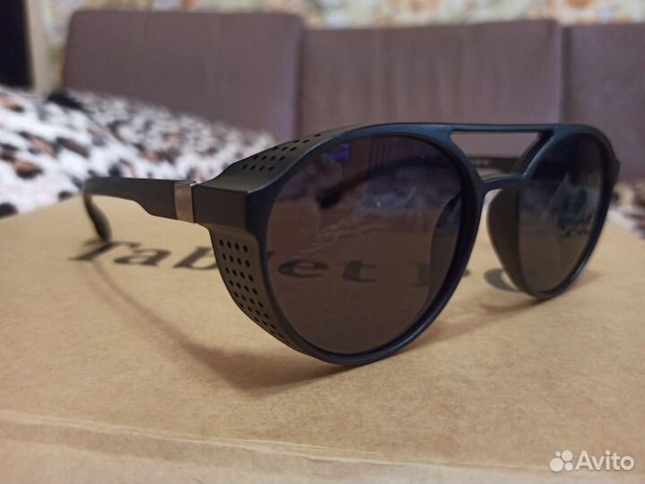 Солнцезащитные очки