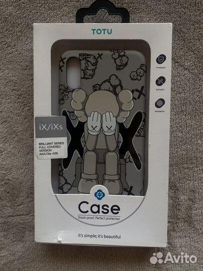 Чехол на iPhone xs Kaws