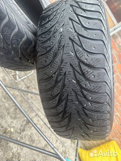 Yokohama Ice Guard IG55 215/60 R16 99T