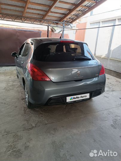 Peugeot 308 1.6 МТ, 2011, 160 000 км