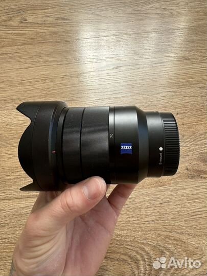 Объективы Sony zeiss 24-70mm и Samyang 35mm