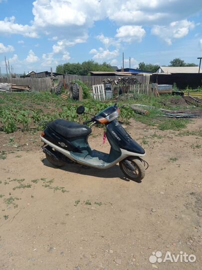 Скутер Honda tact