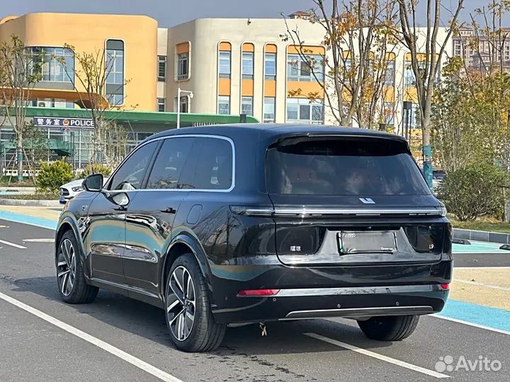 LiXiang L9 1.5 AT, 2023, 30 000 км