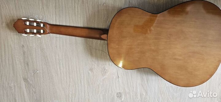 Гитара yamaha c 40