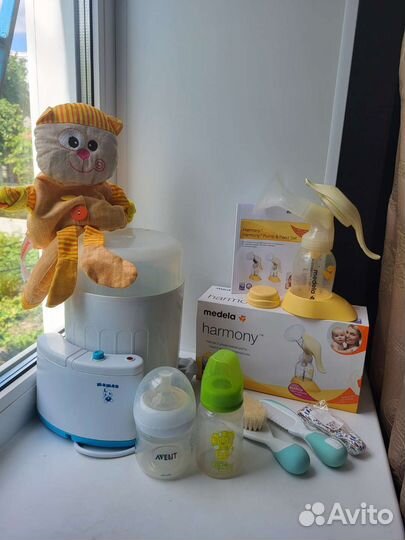 Молокоотсос, стерилизатор, бутылочки