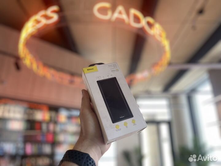 Внешний аккумулятор 30000