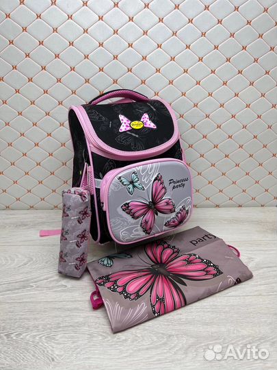 Рюкзак школьный