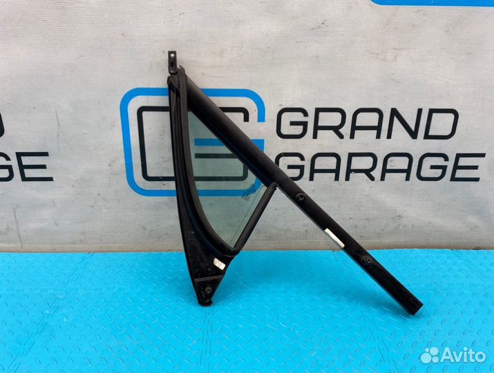 Стекло (форточка) переднее правое Porsche Cayenne