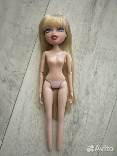 Кукла Братц