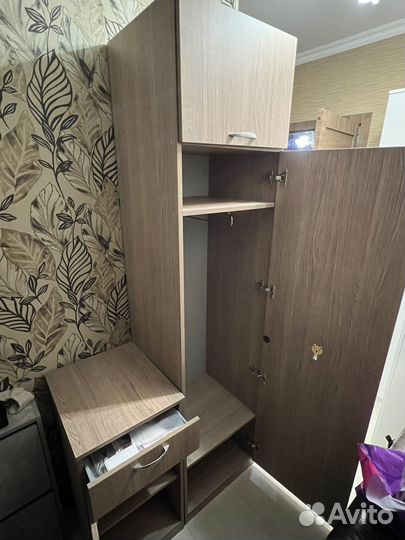 Шкаф в прихожую