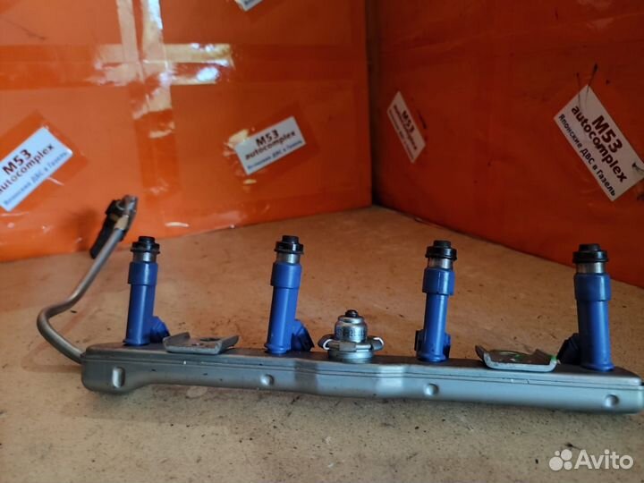 Топливная рейка с форсунками 2380721030 1NZ-FE NZE