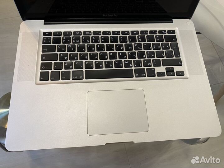 Ноутбук Apple MacBook Pro 15 Mid 2010 (1440x900, I