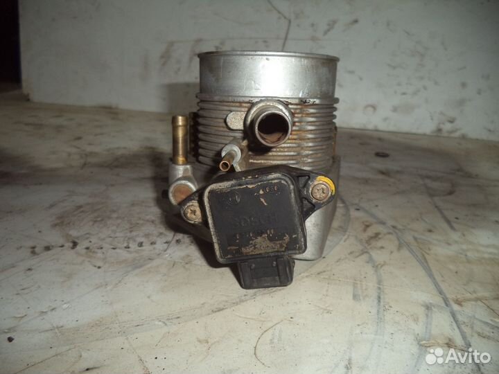 Дроссельная заслонка Opel Vectra B X25XE