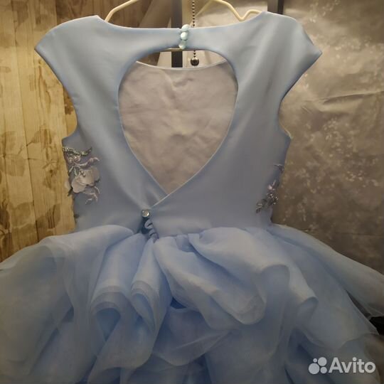 Нарядное платье для девочки 122 128