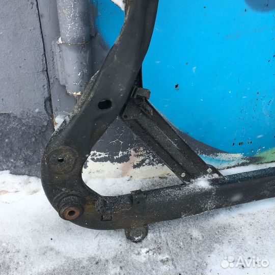 Подрамник Opel Vectra B