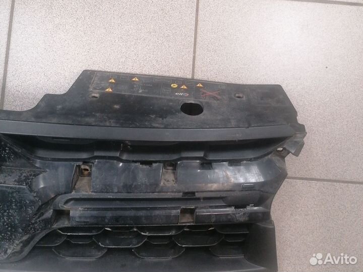 Решетка радиатора renault duster рестайлинг