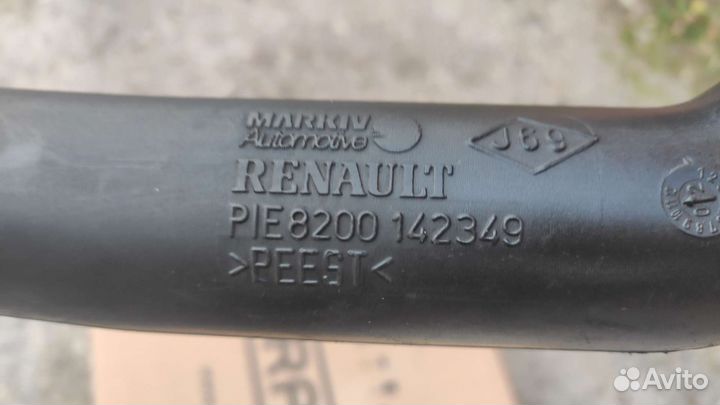 Патрубок интеркуллера левый Renault Laguna 2