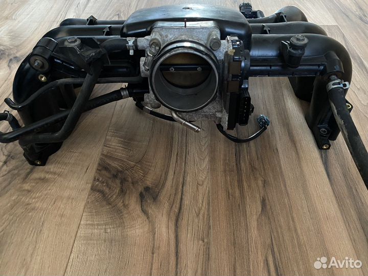 Впускной коллектор Subaru Legacy EZ30,BLE,BEE,BPE