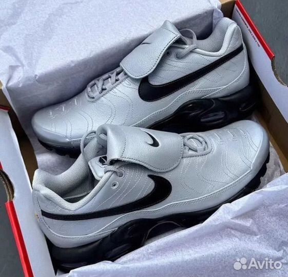 Кроссовки nike air max plus tiempo grey