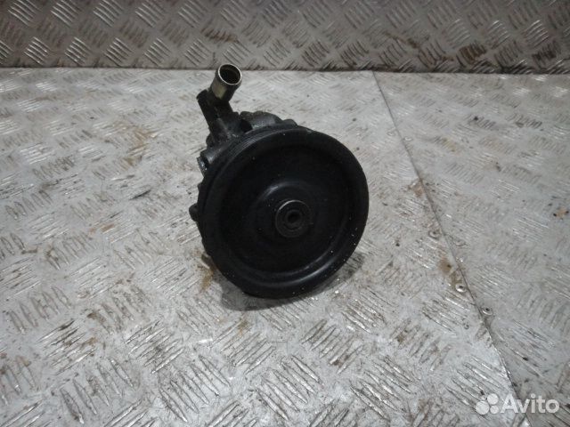 Насос гур Focus 1 1.8 TD б\у скол на шкиве