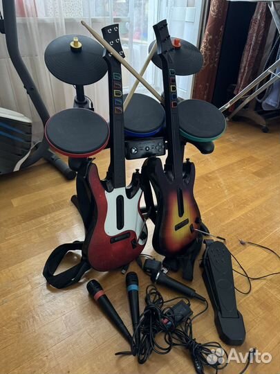 Guitar hero band bundle (Play Station/ XBox)