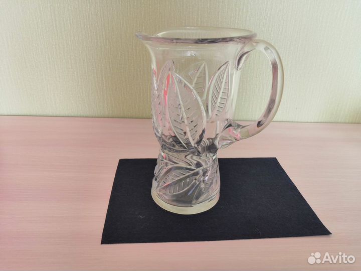 Ваза кувшин. Богемский хрусталь