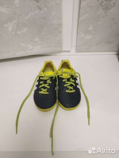 Футбольные бутсы,футзалки