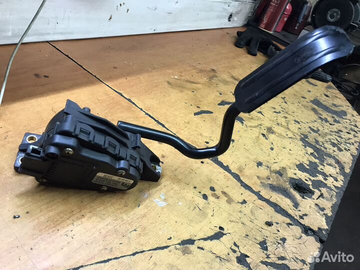 Педаль газа фольксваген шаран