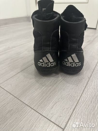 Борцовки adidas попугайчики