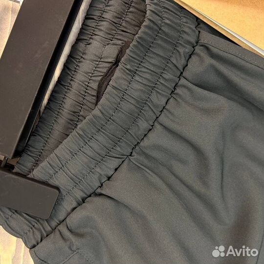 Спортивные шорты мужские Adidas