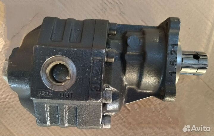 Насос NPH 61 L ISO 105-011-10628 вращение левое