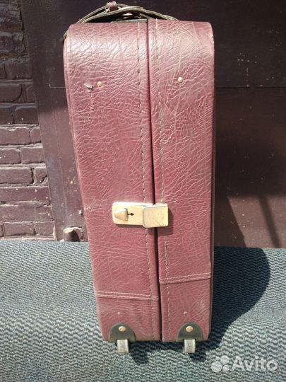 Большой чемодан