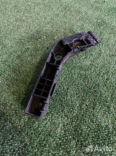 Кронштейн Hyundai i30 передний левый