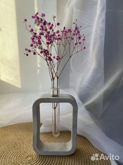 Ваза из гипса