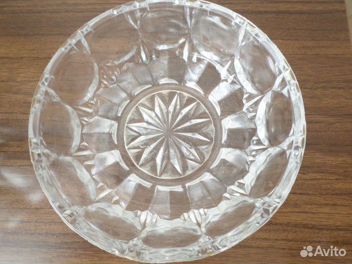 Вазочки СССР, тарелки столовые СССР