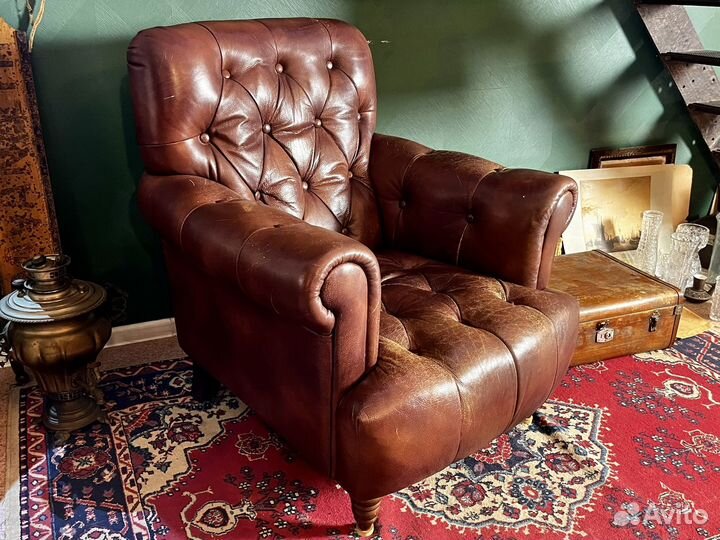 Кресло кожаное
