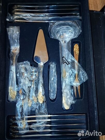 Набор столовой посуды на 12 персон