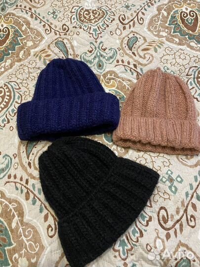 Шапки женские вязаные