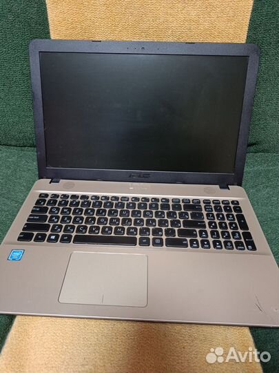Ноутбук asus
