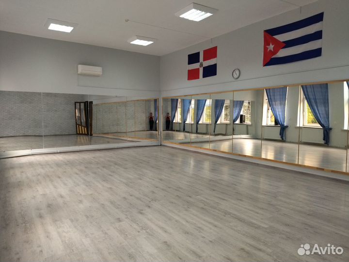 Почасовая аренда зала для танцев, йоги, фитнеса