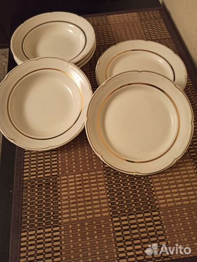 Глубокие суповые тарелки