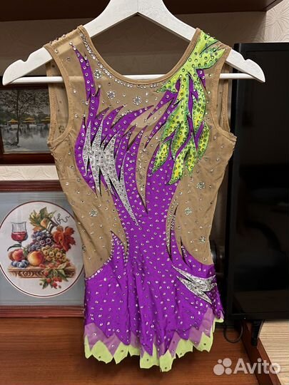 Купальник для художественной гимнастики