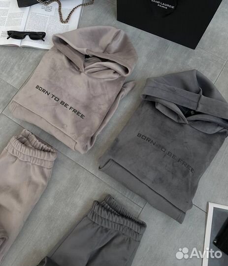 Красивый велюровый костюм р 42, 44, 46, 48