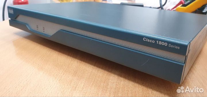 Маршрутизатор Cisco 1841