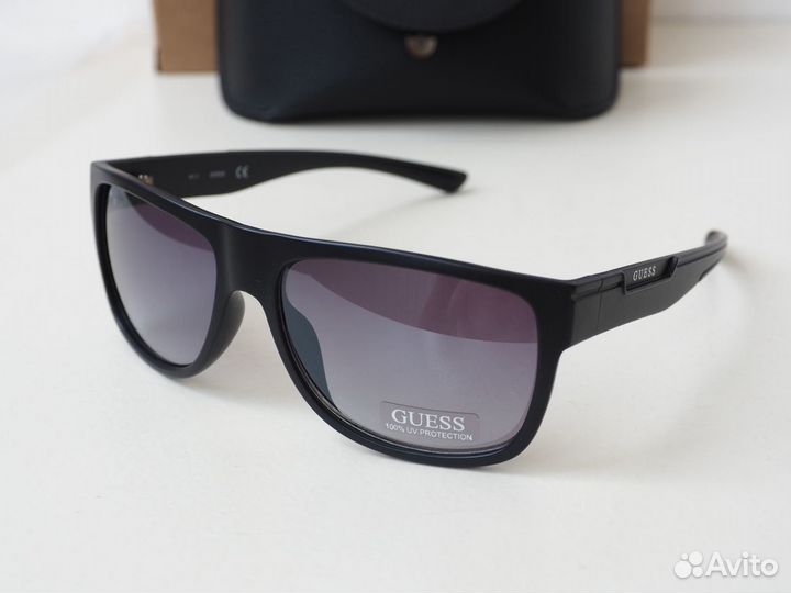 Очки солнцезащитные Guess новые